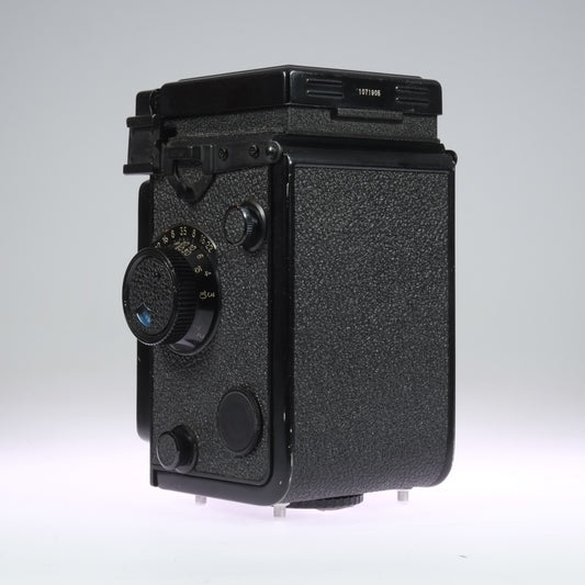 Yashica Mat-124G