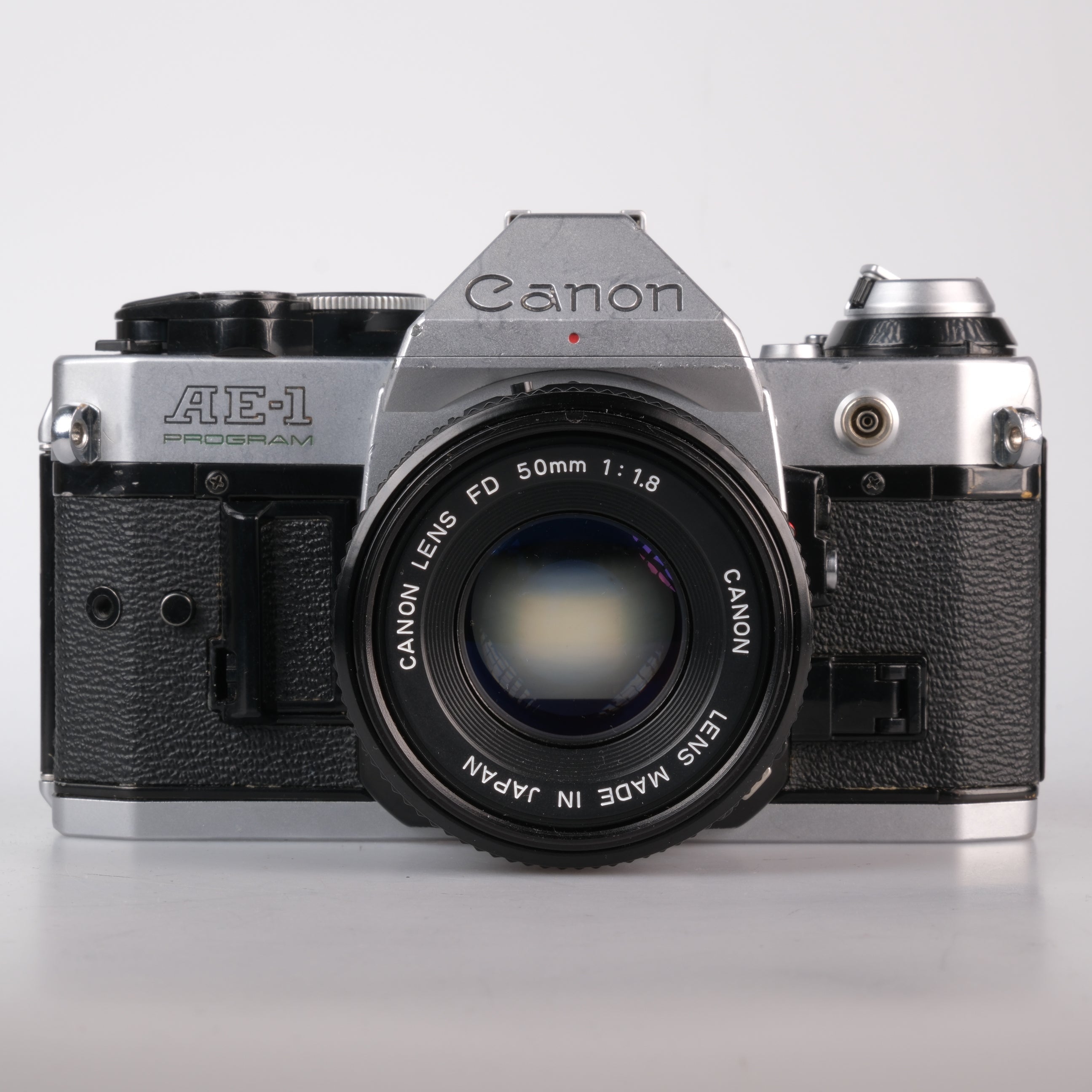 Canon AE-1 Program – click & surr