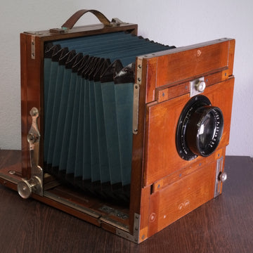 Großformatkamera 18x24 mit Tessar 3,5/25cm