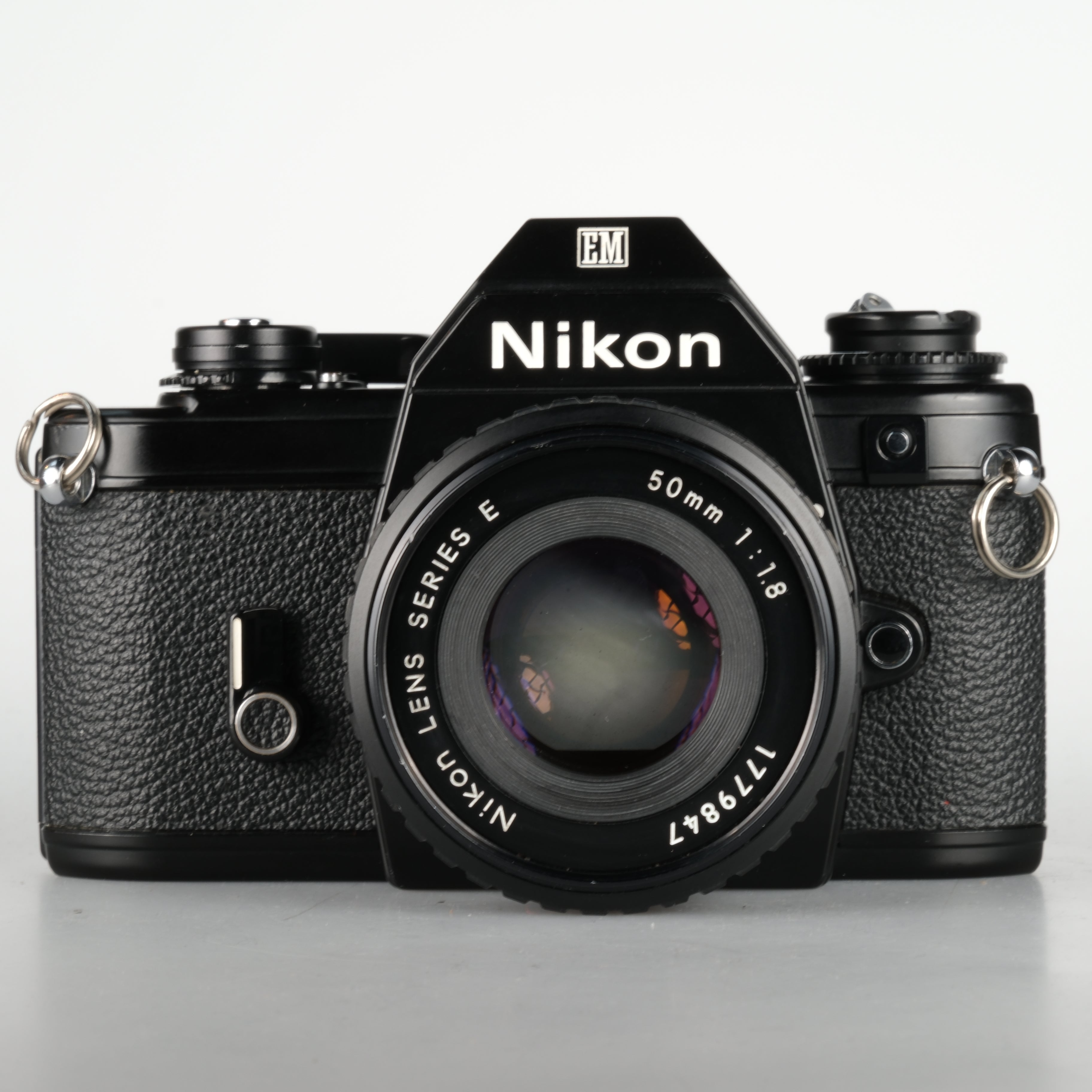 Nikon EM