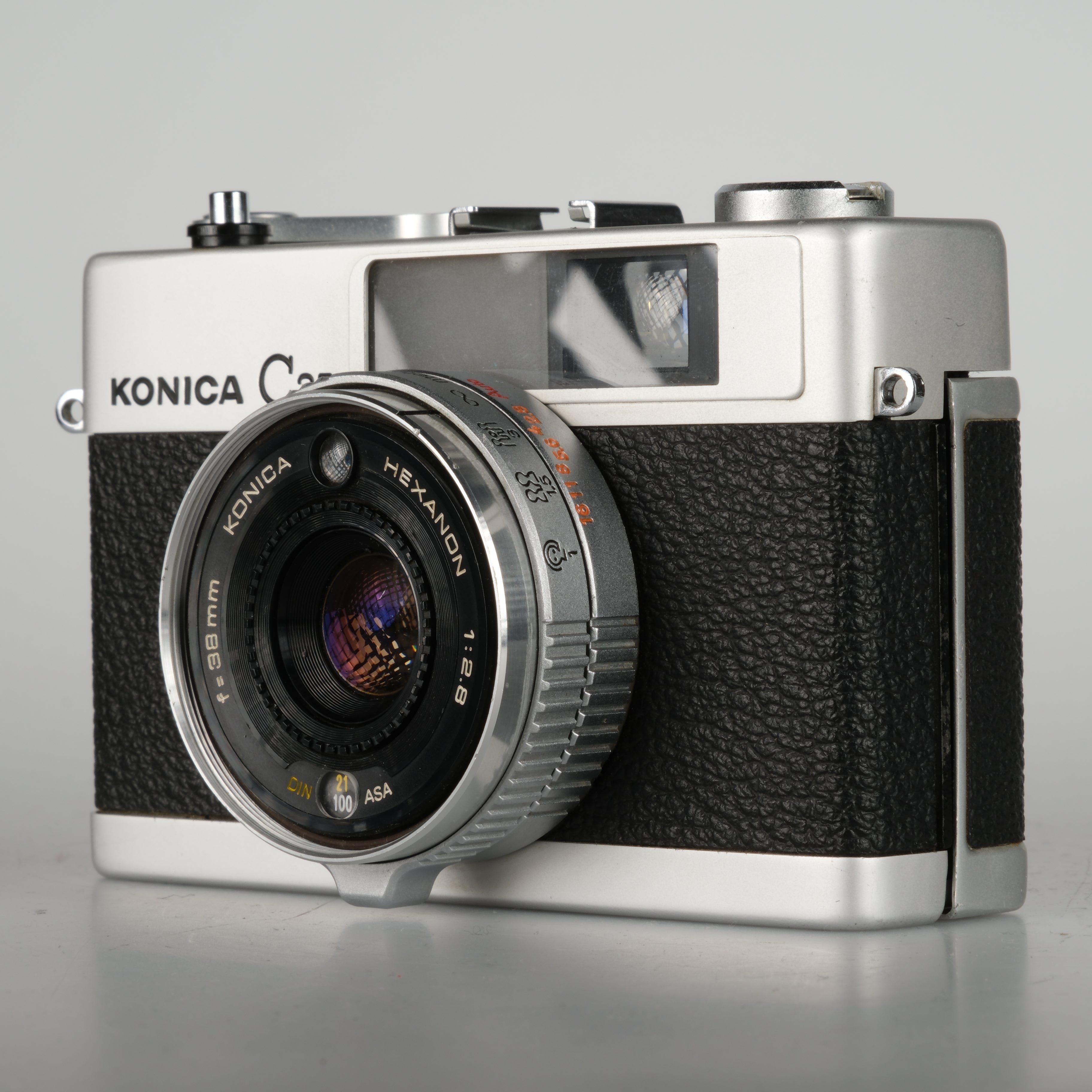 Konica C35
