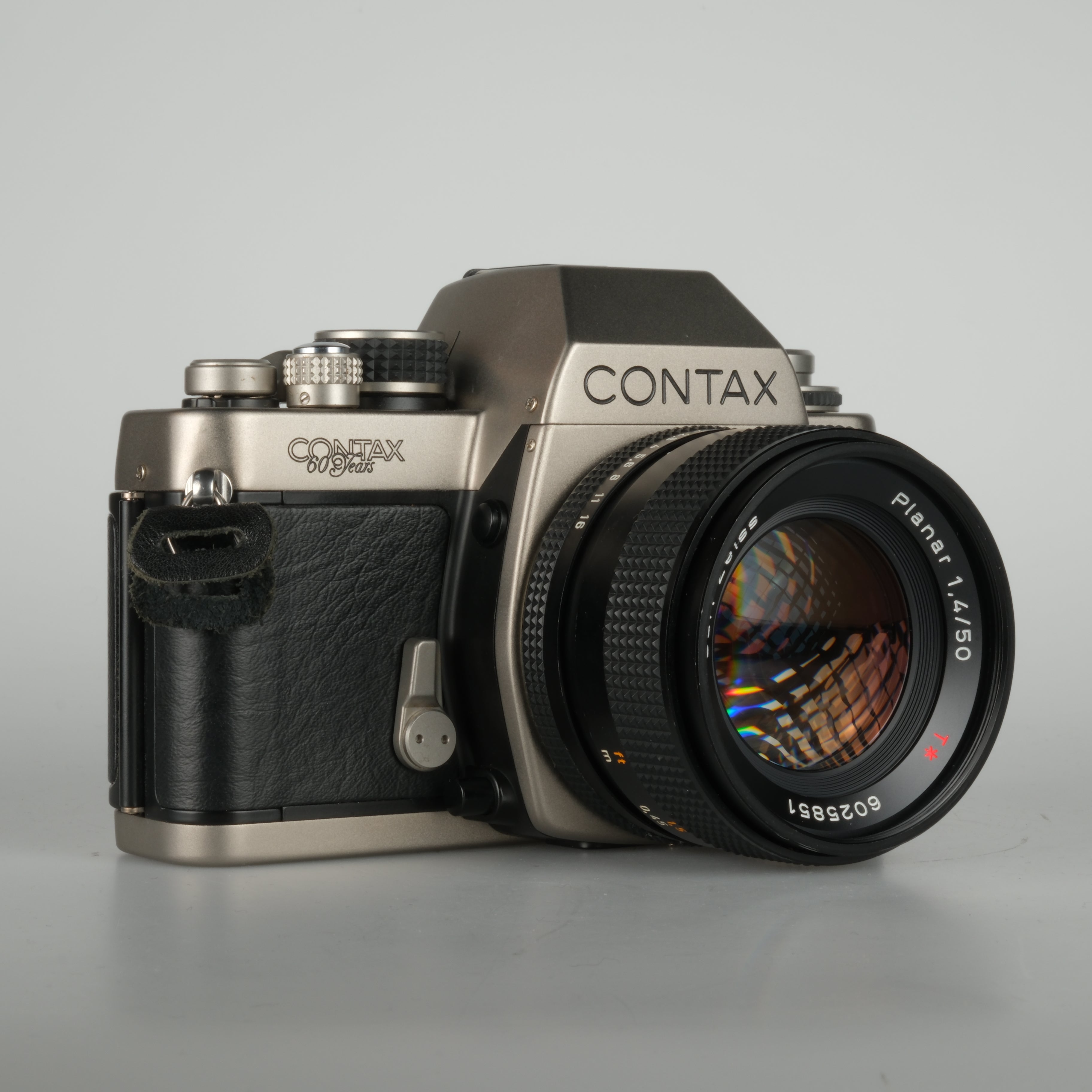 CONTAX S2 60周年　Planar 50mm 1.4 セット Contax S2 60 Years – click & surr