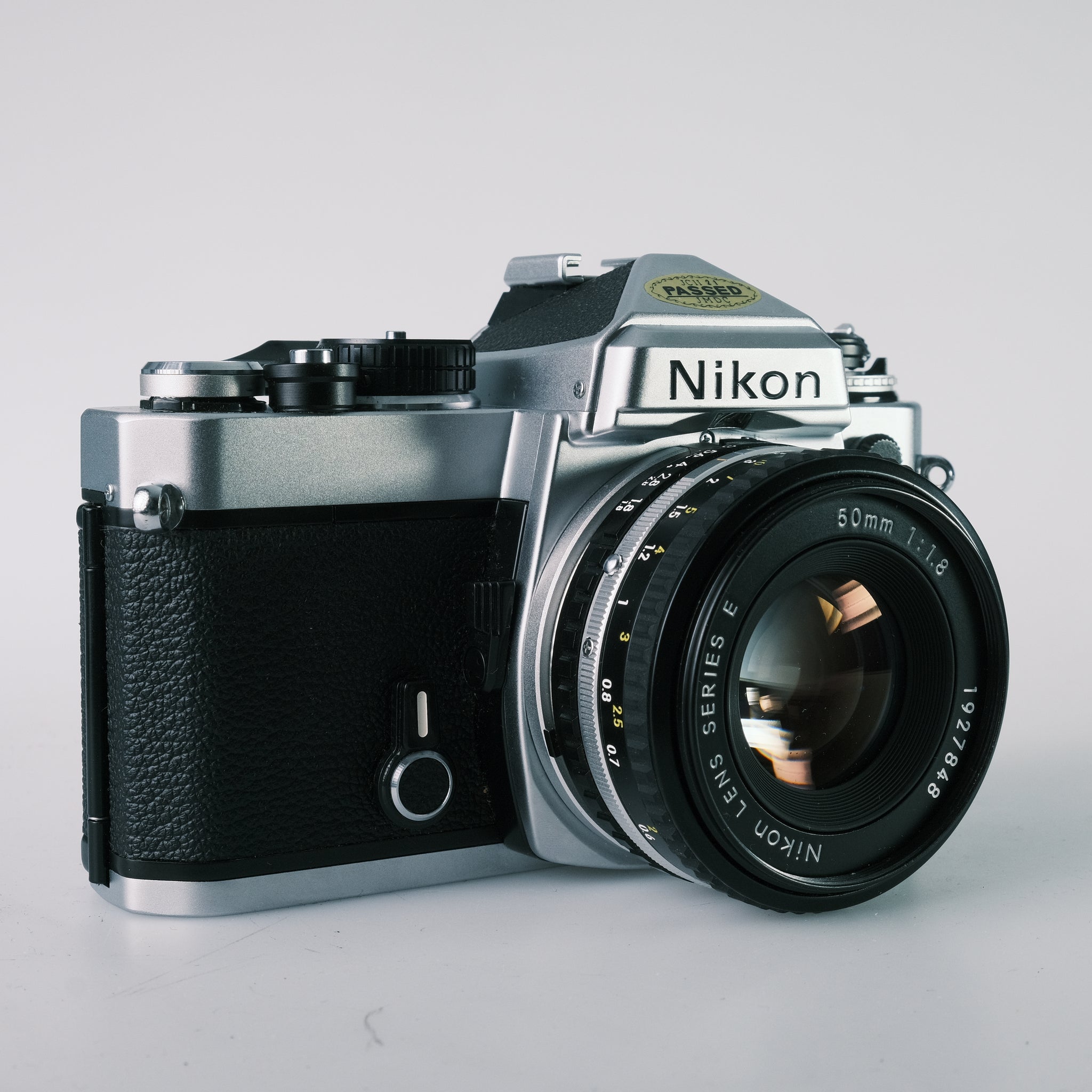 Nikon FE