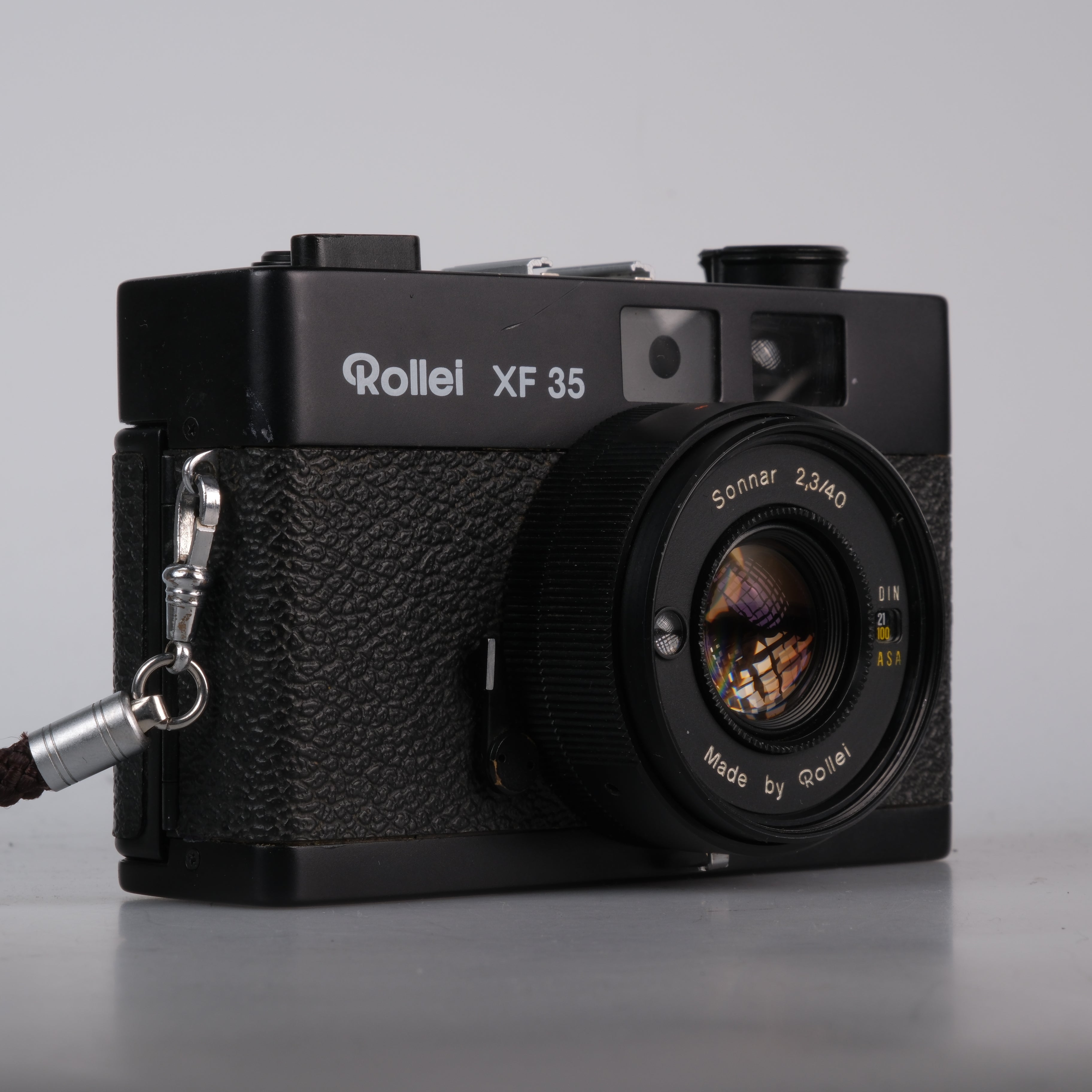 Rollei XF35