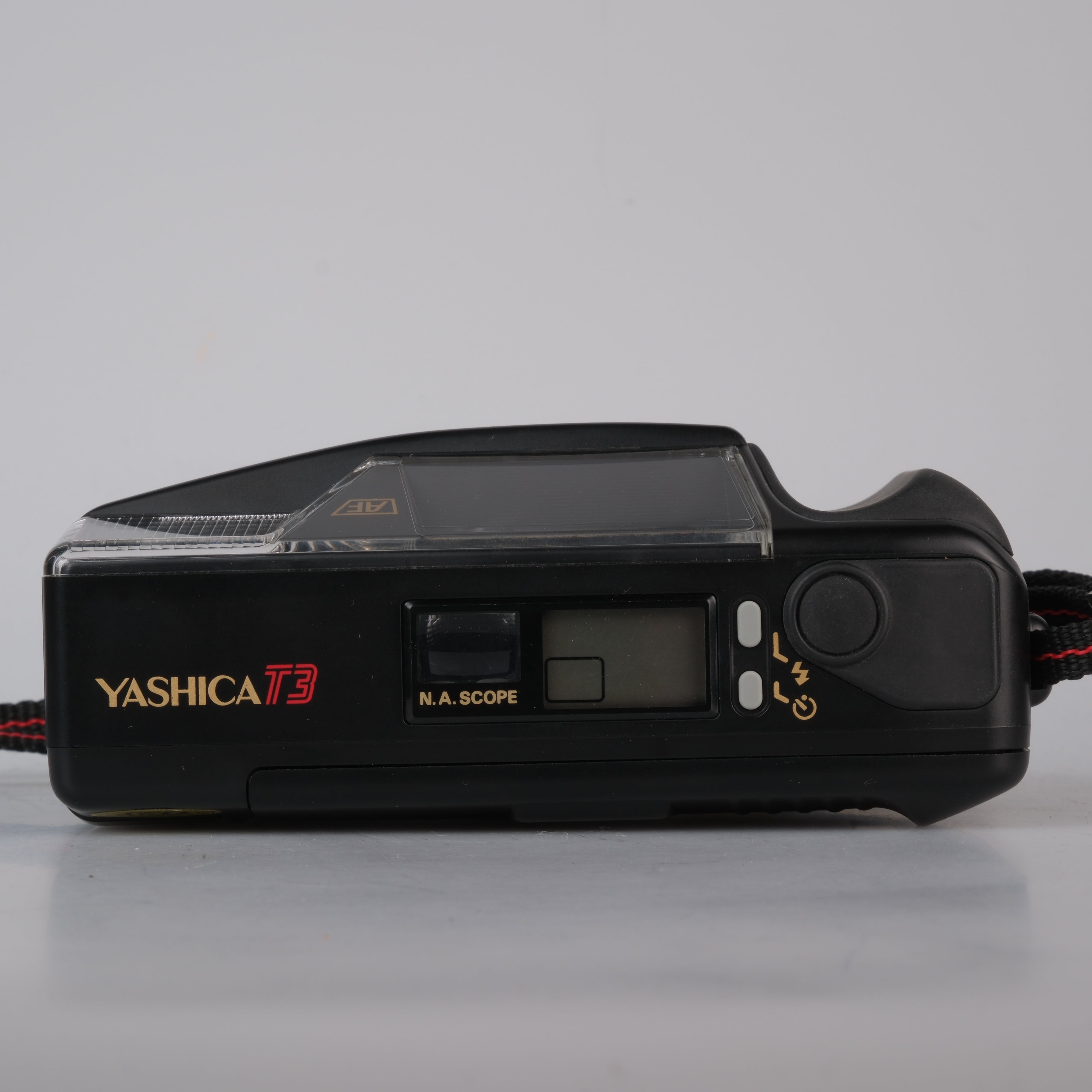 Yashica T3