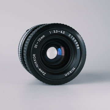 Nikon Zoom-Nikkor 3.3-4.5/35-70mm