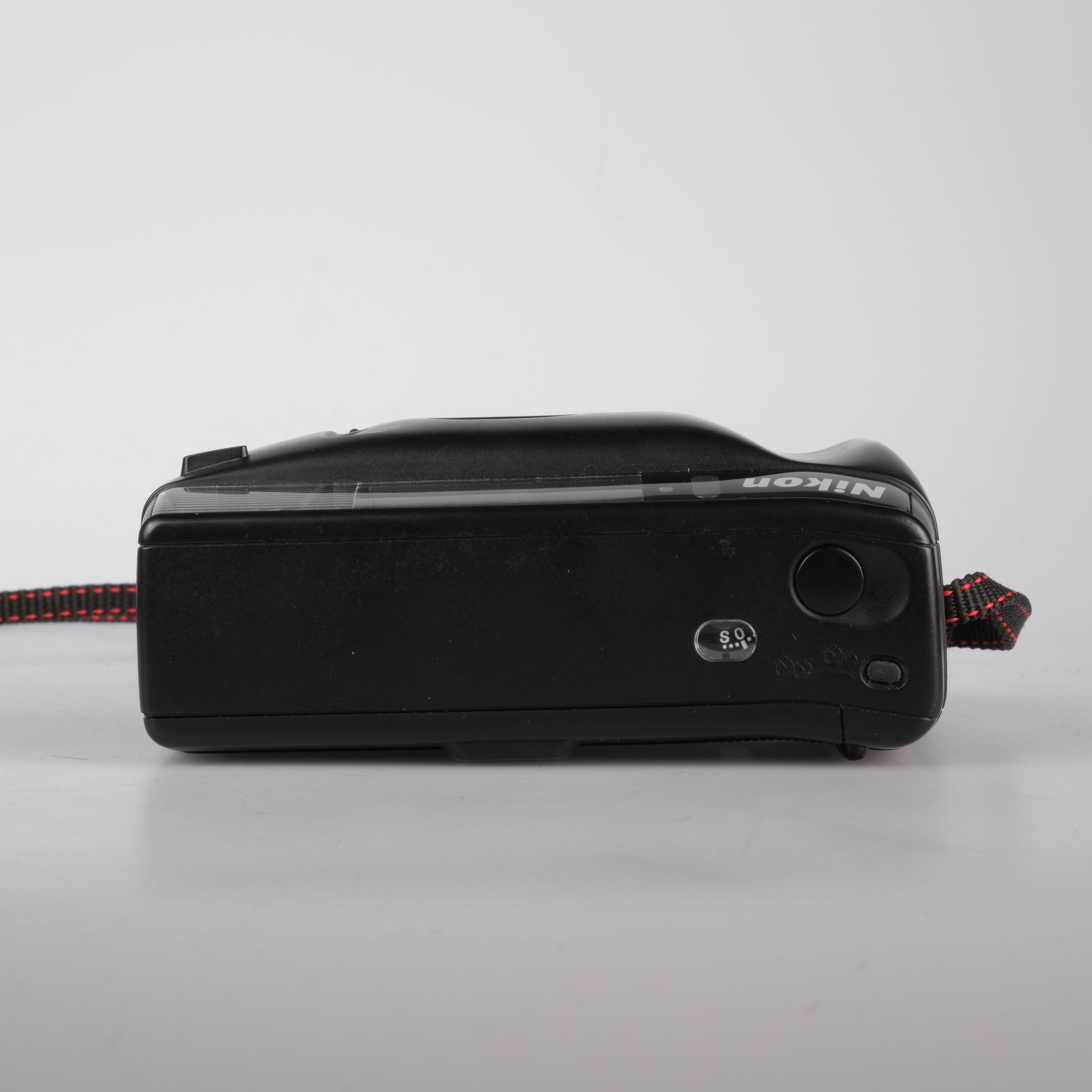 Nikon W35