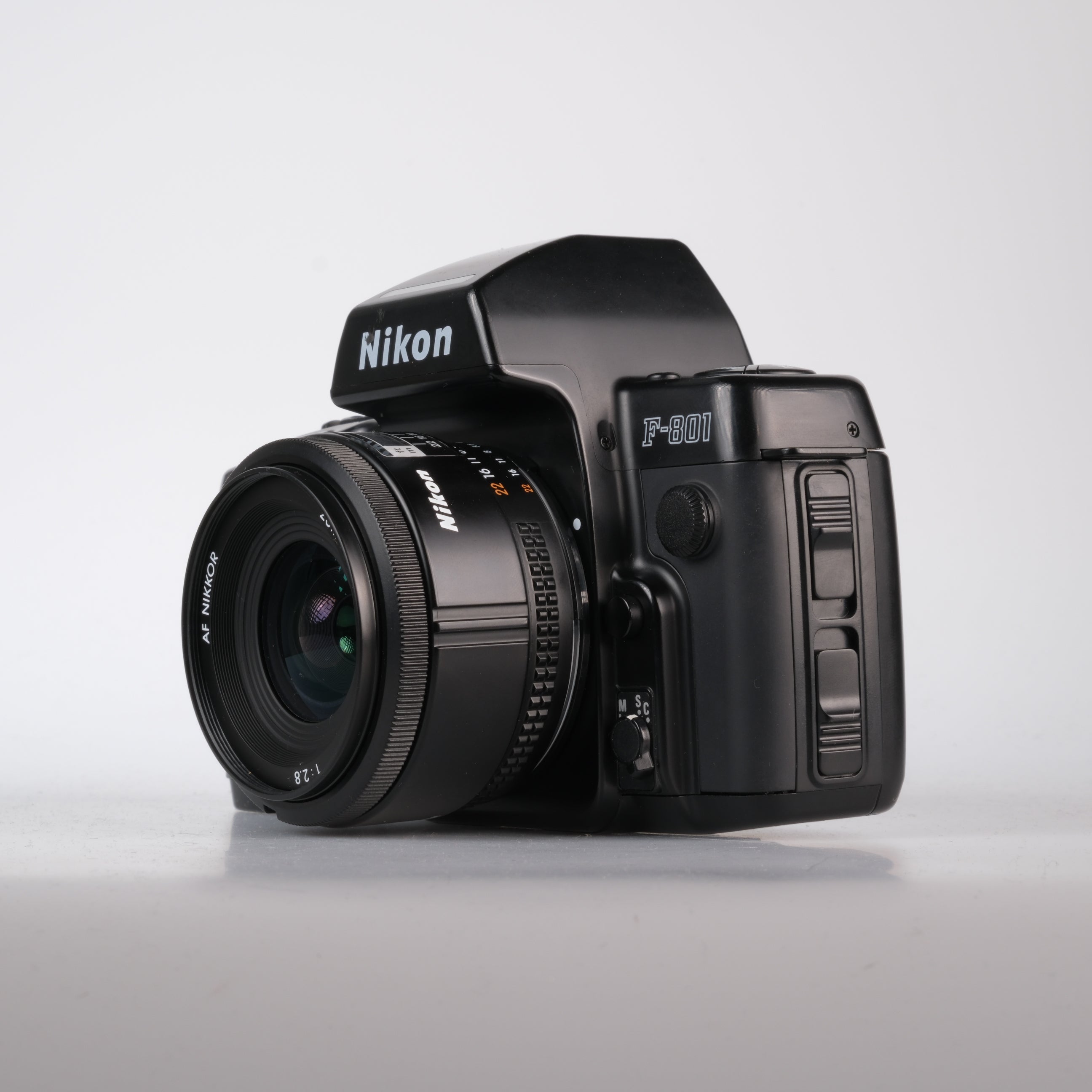 Nikon F-801