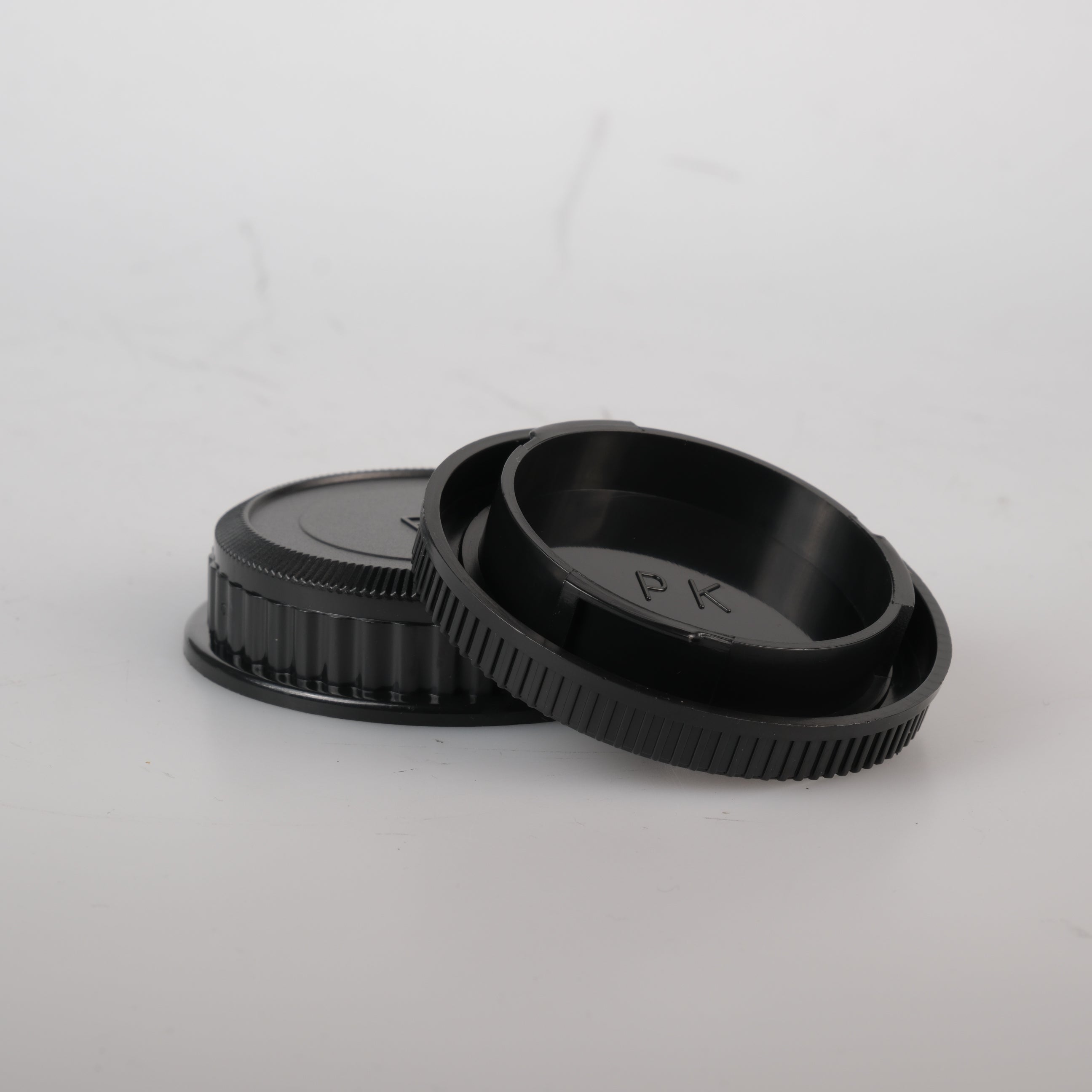 Pentax Objektiv - und Gehäusedeckel