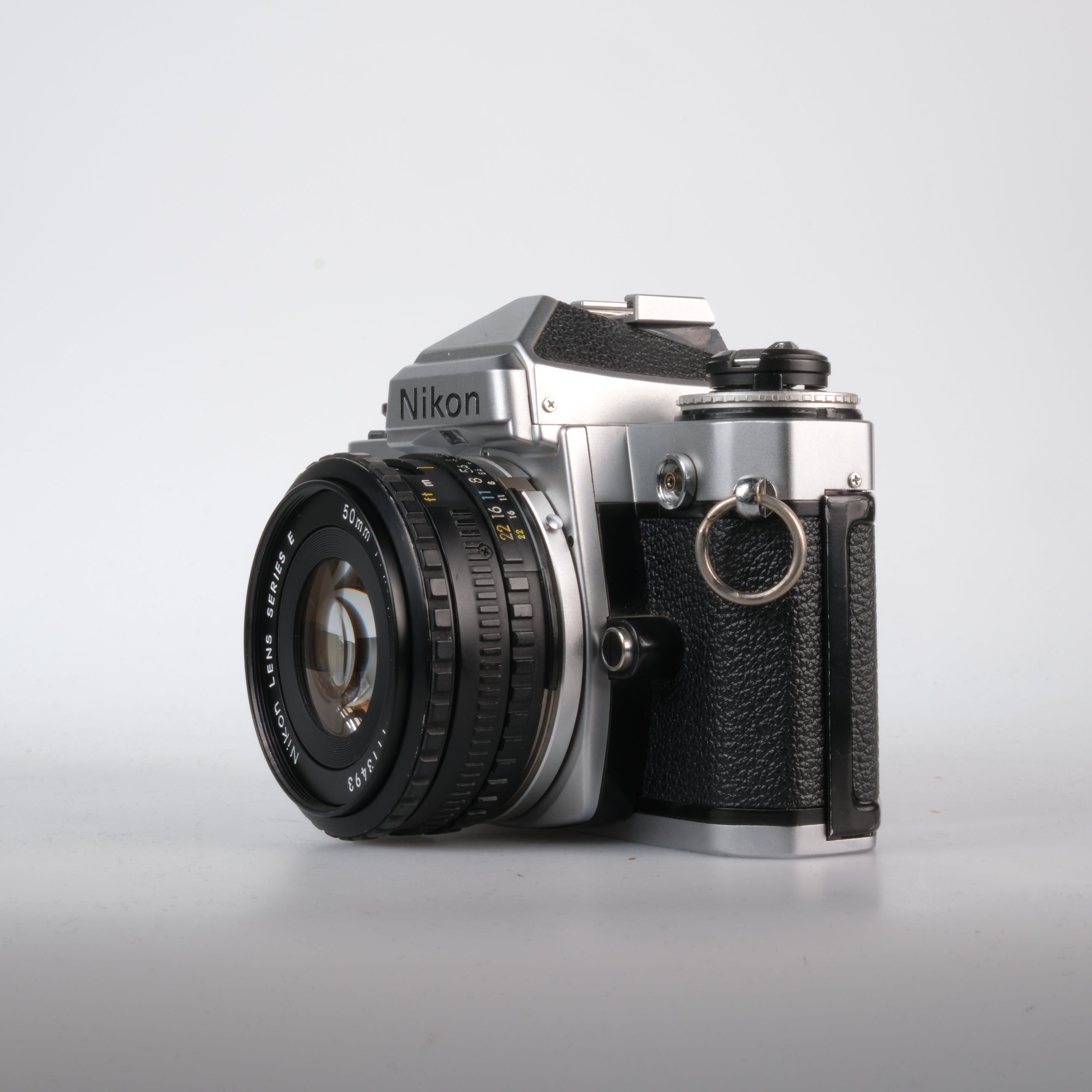 Nikon FE