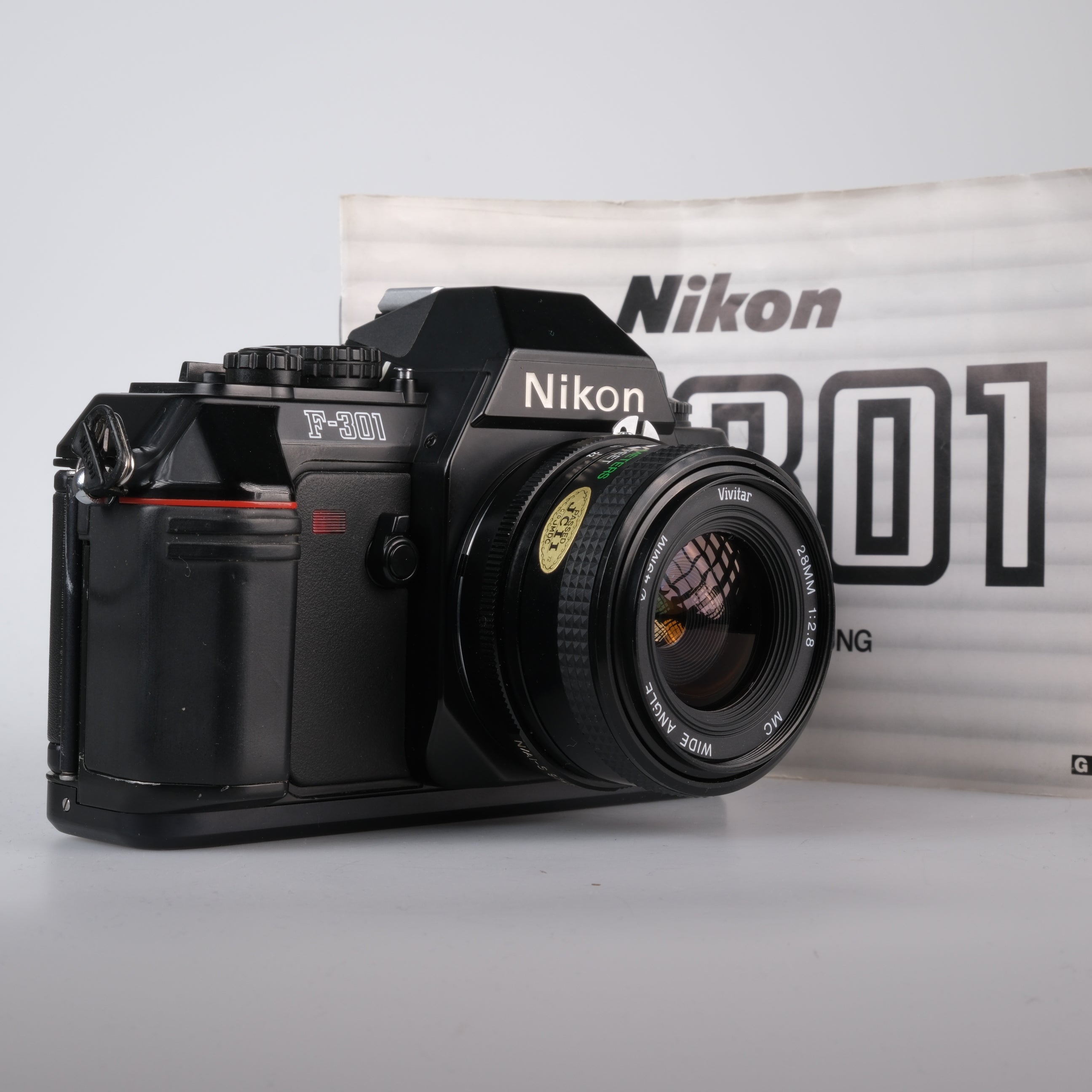 Nikon F-301