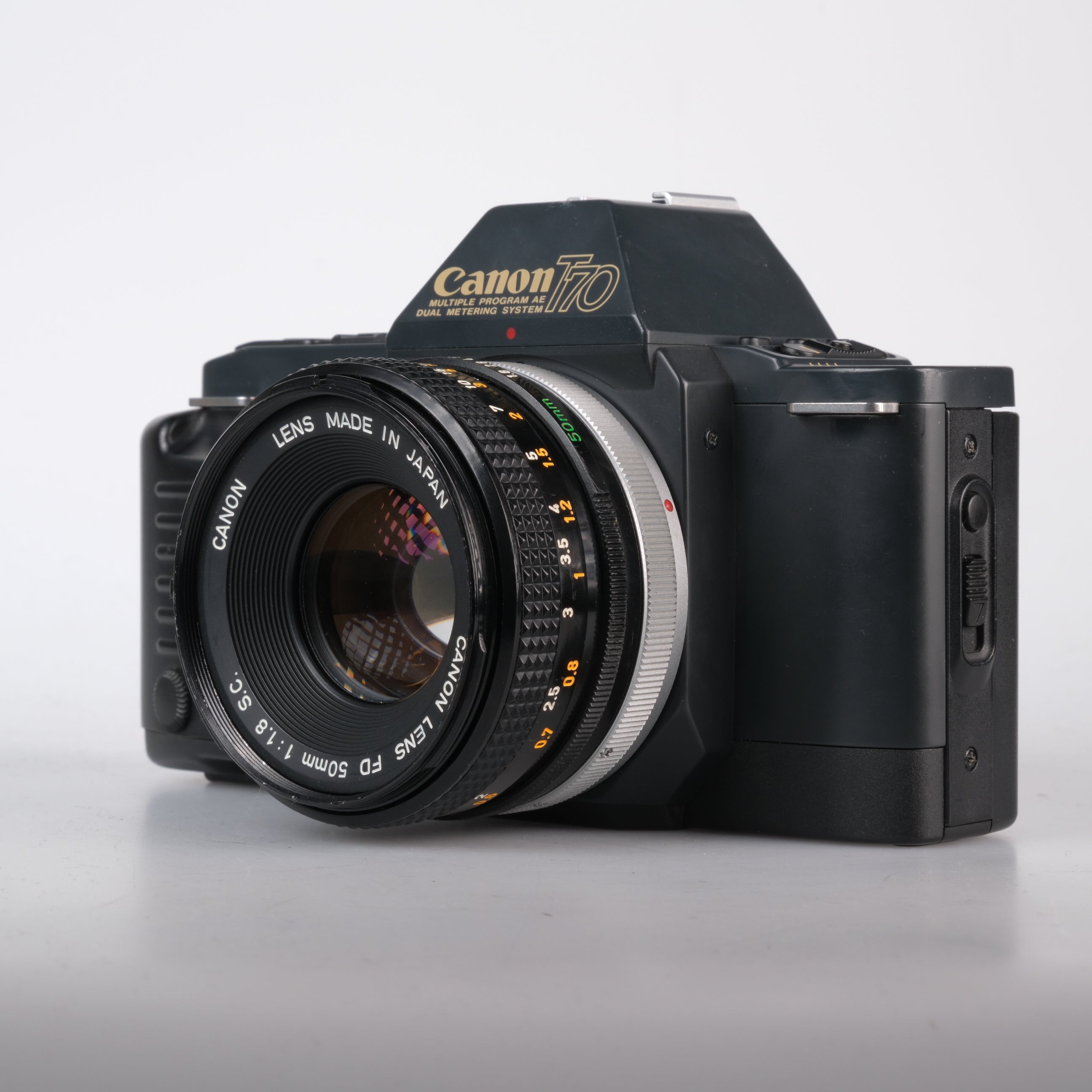 Canon T70