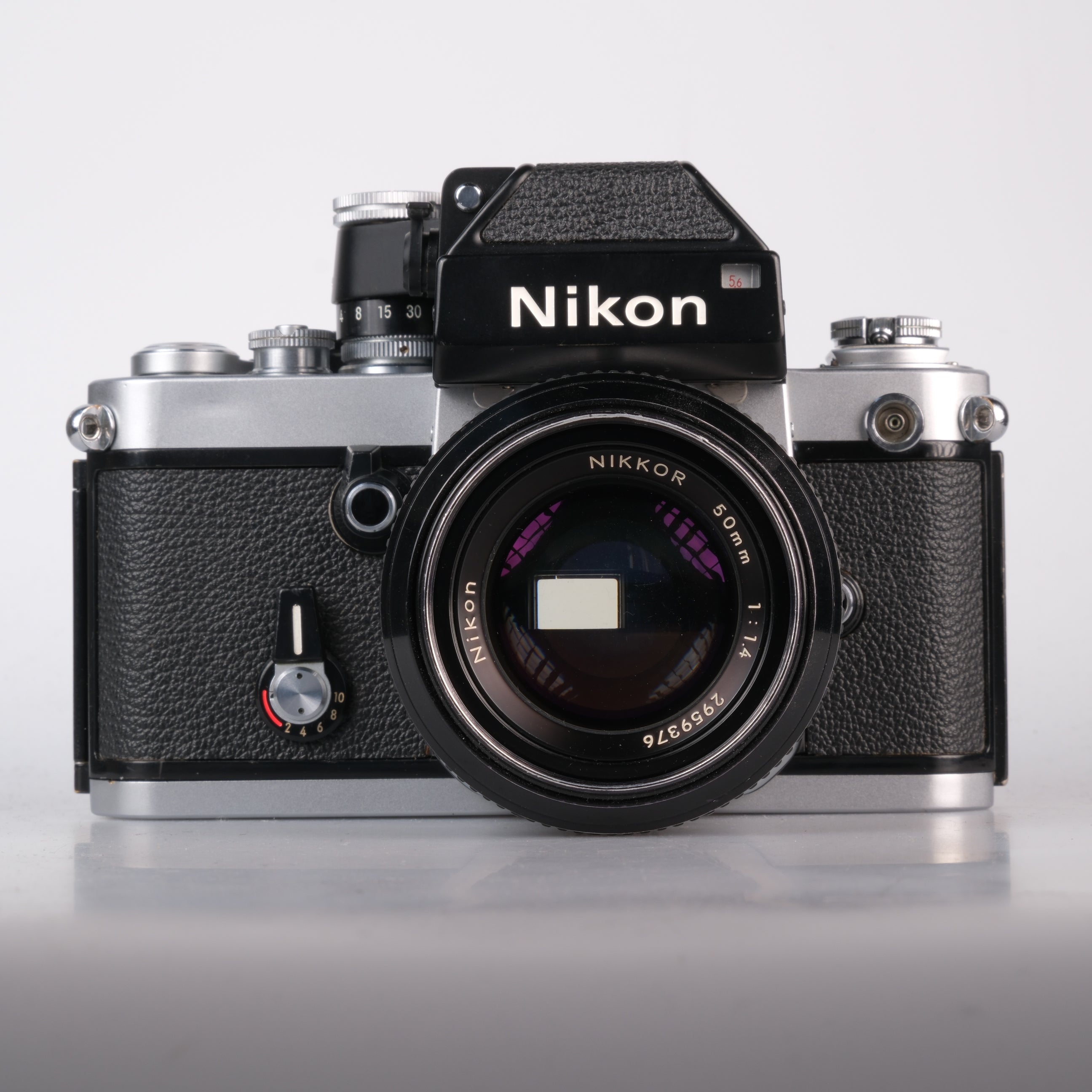 Nikon F2 Photomic mit DP-1 Sucher