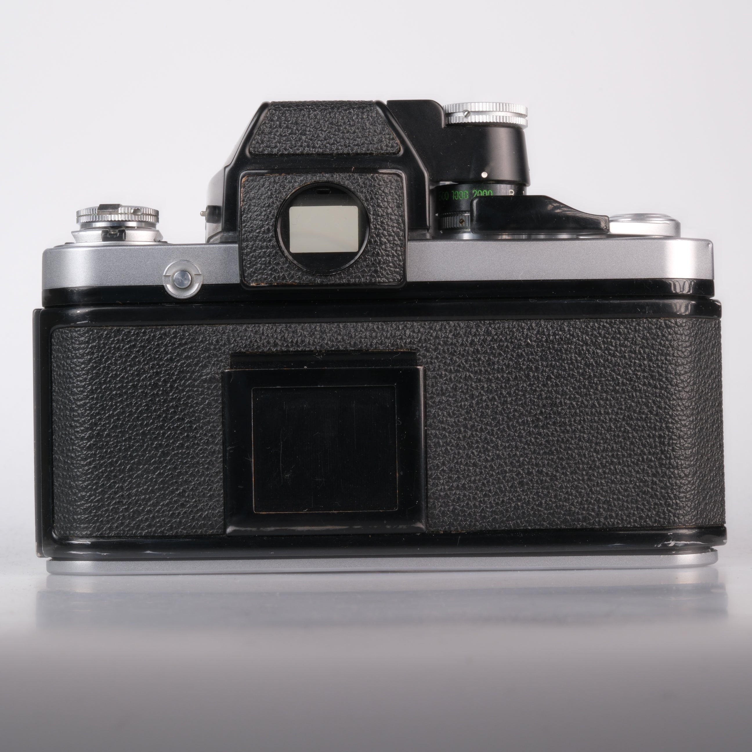Nikon F2 Photomic mit DP-1 Sucher