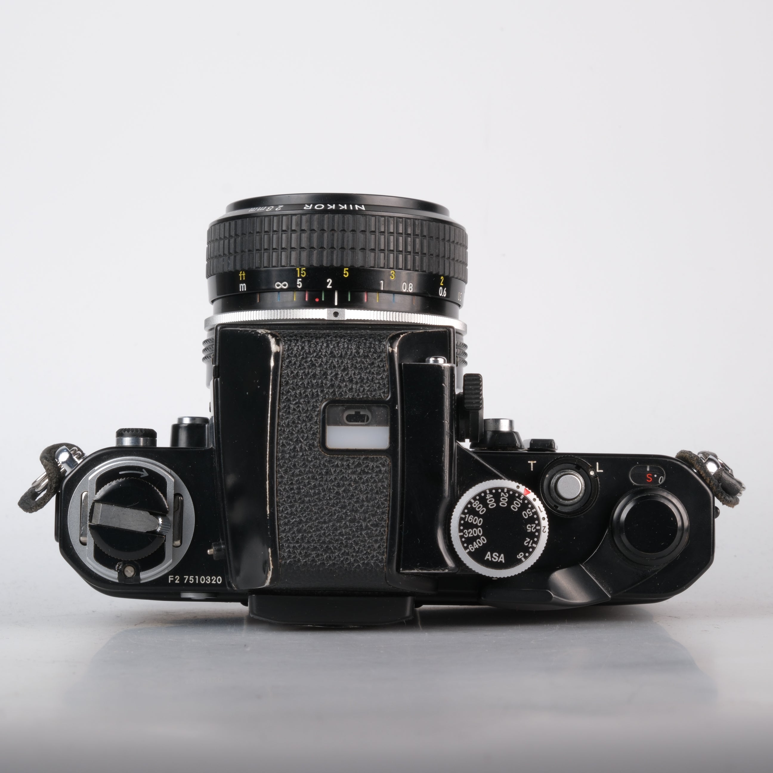 Nikon F2 Photomic mit DP-1 Sucher Schwarz
