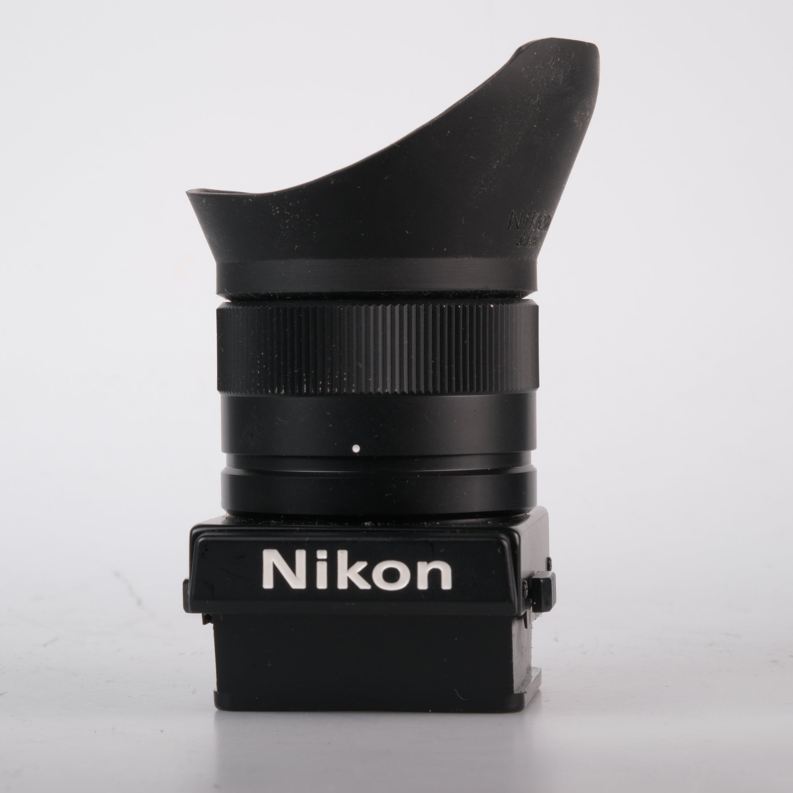 Nikon Lupensucher DW-4