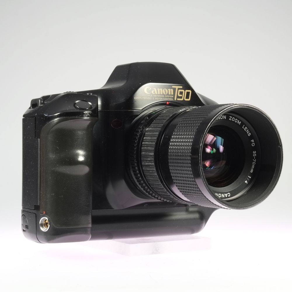 Canon T90