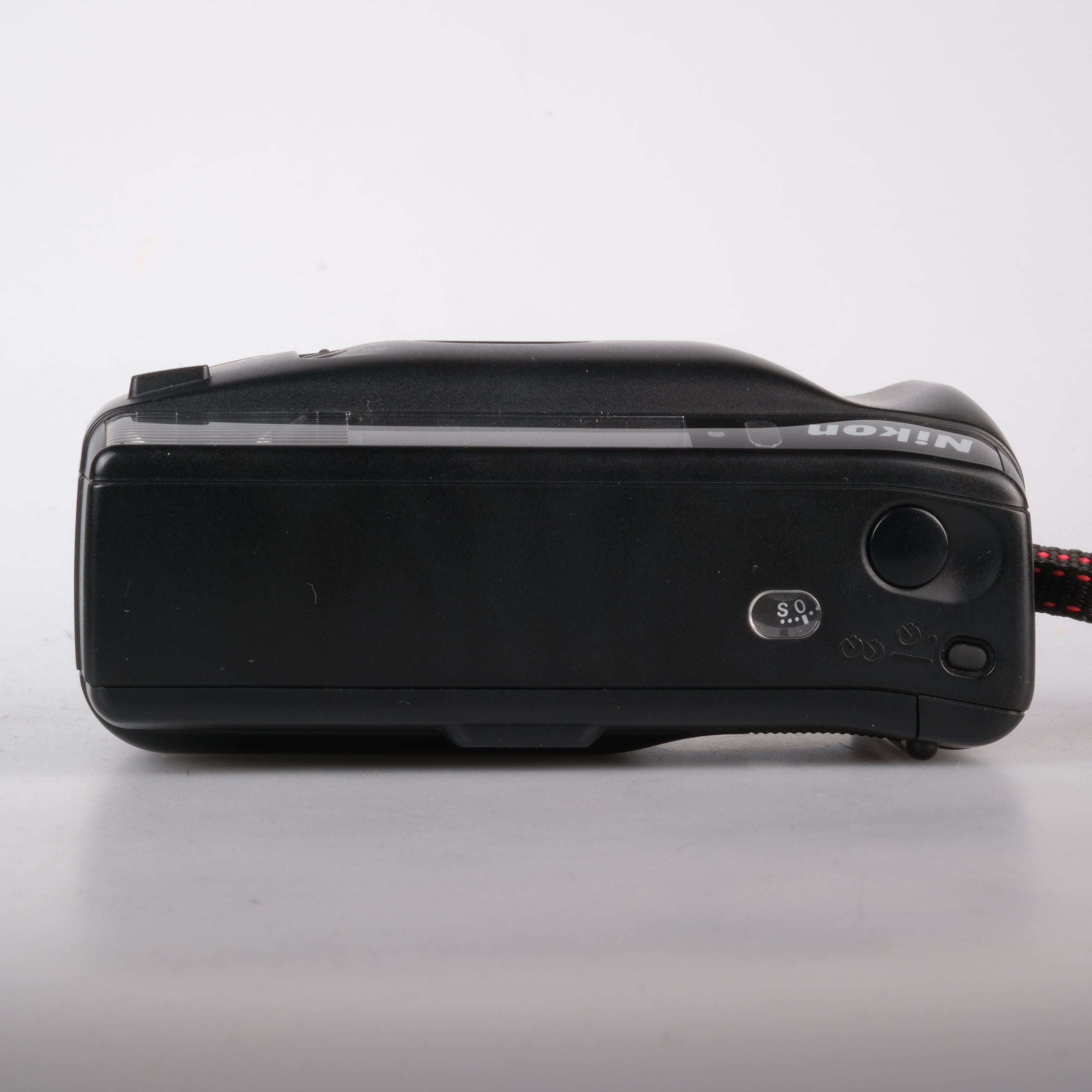 Nikon W35
