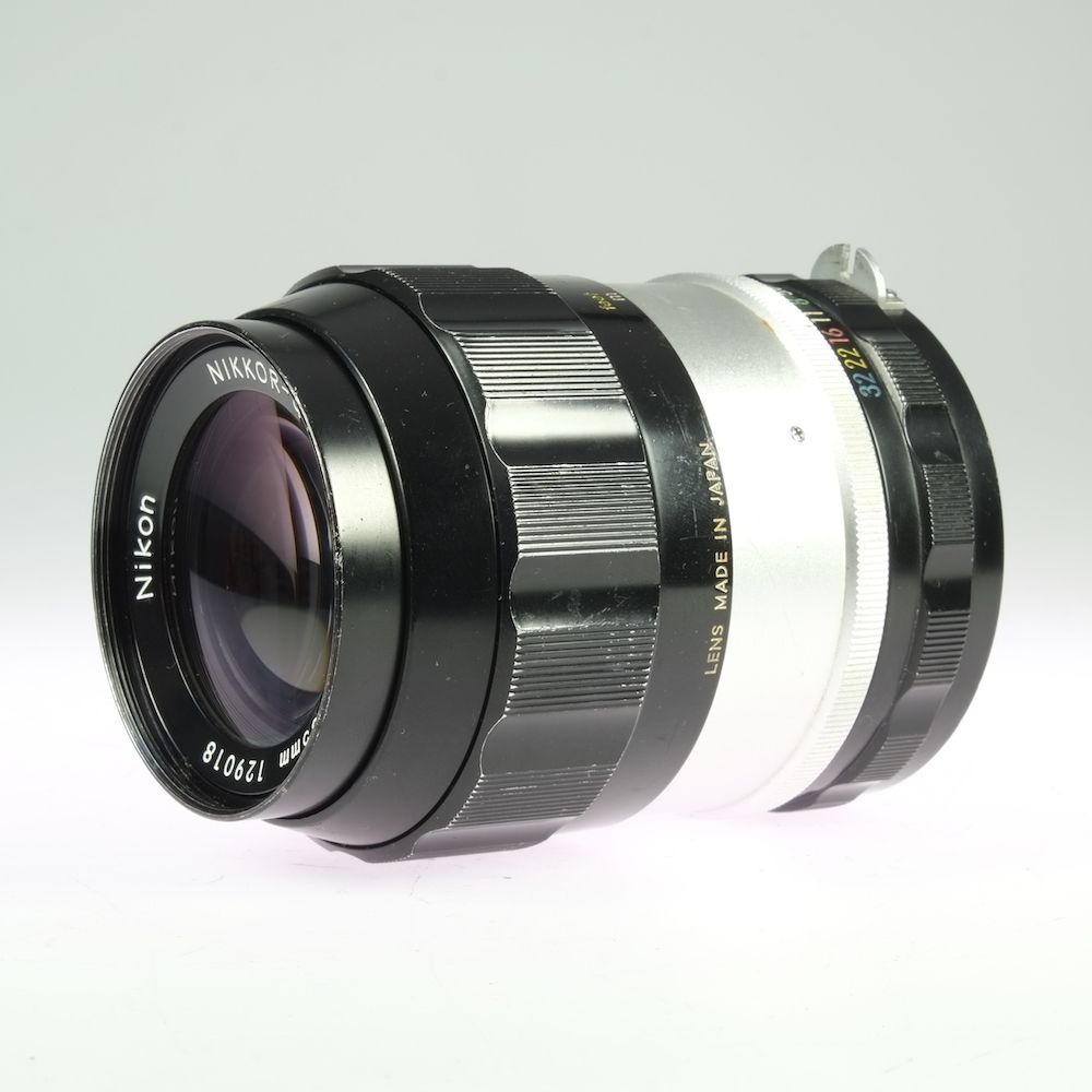 Nikon Nikkor Q.C Auto 135mm F/3.5 Prei