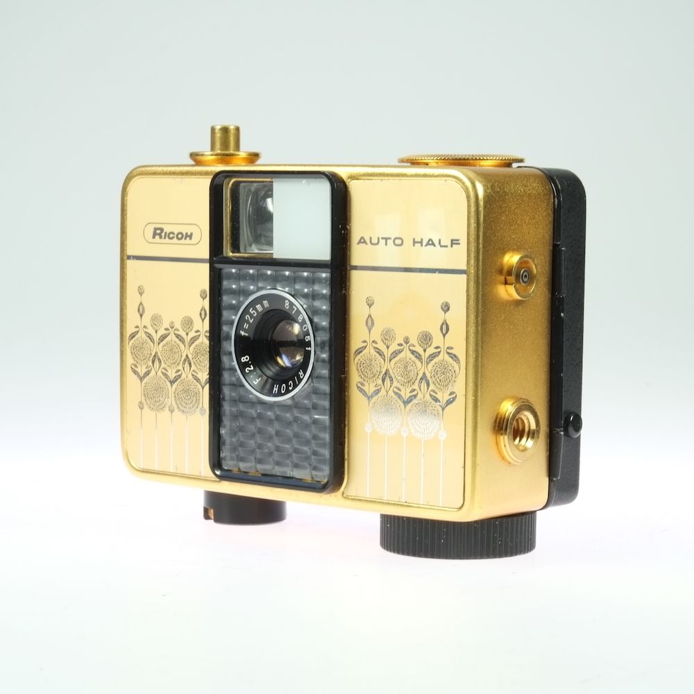Ricoh Auto Half E Gold – Click & Surr