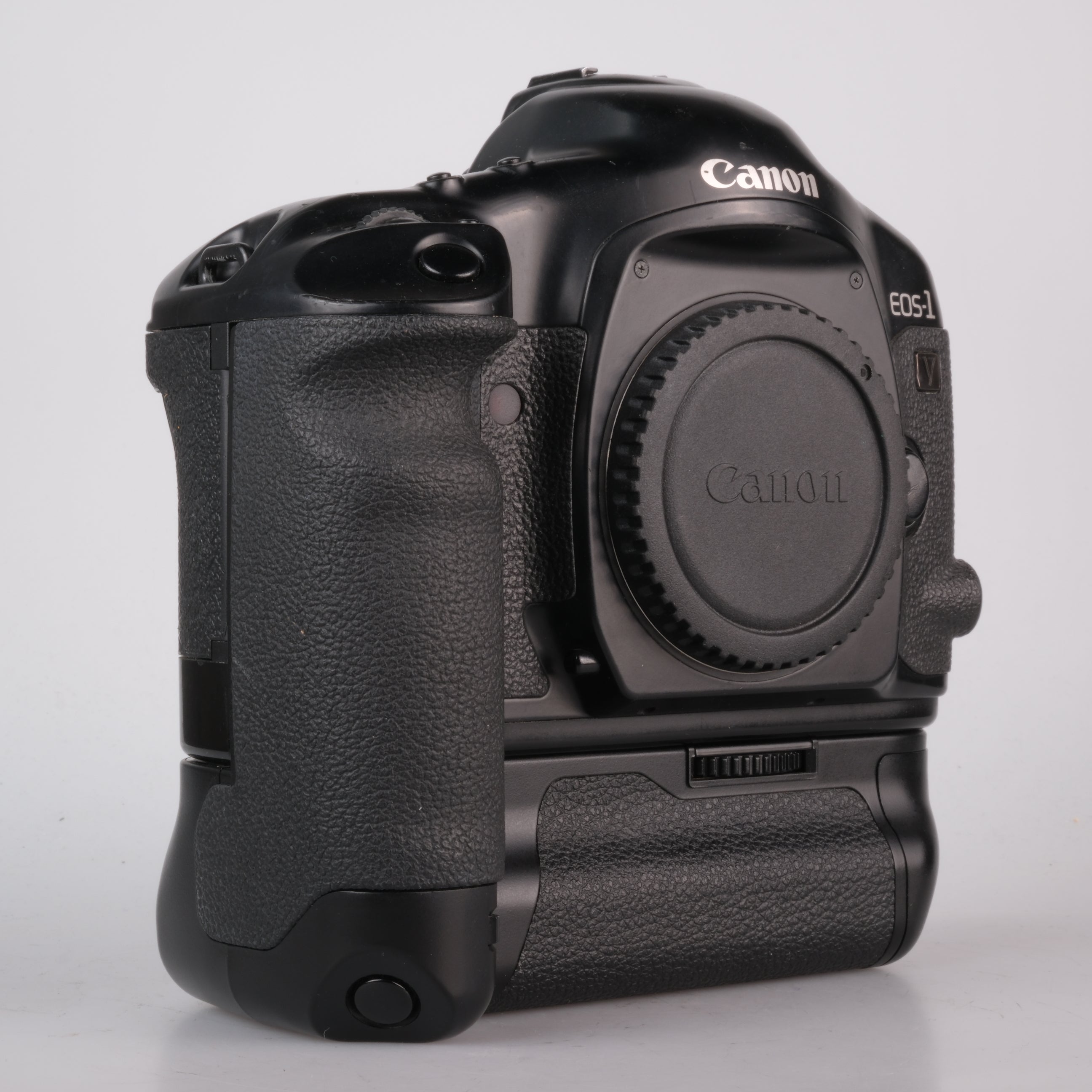 Canon EOS-1V +  PB-E2