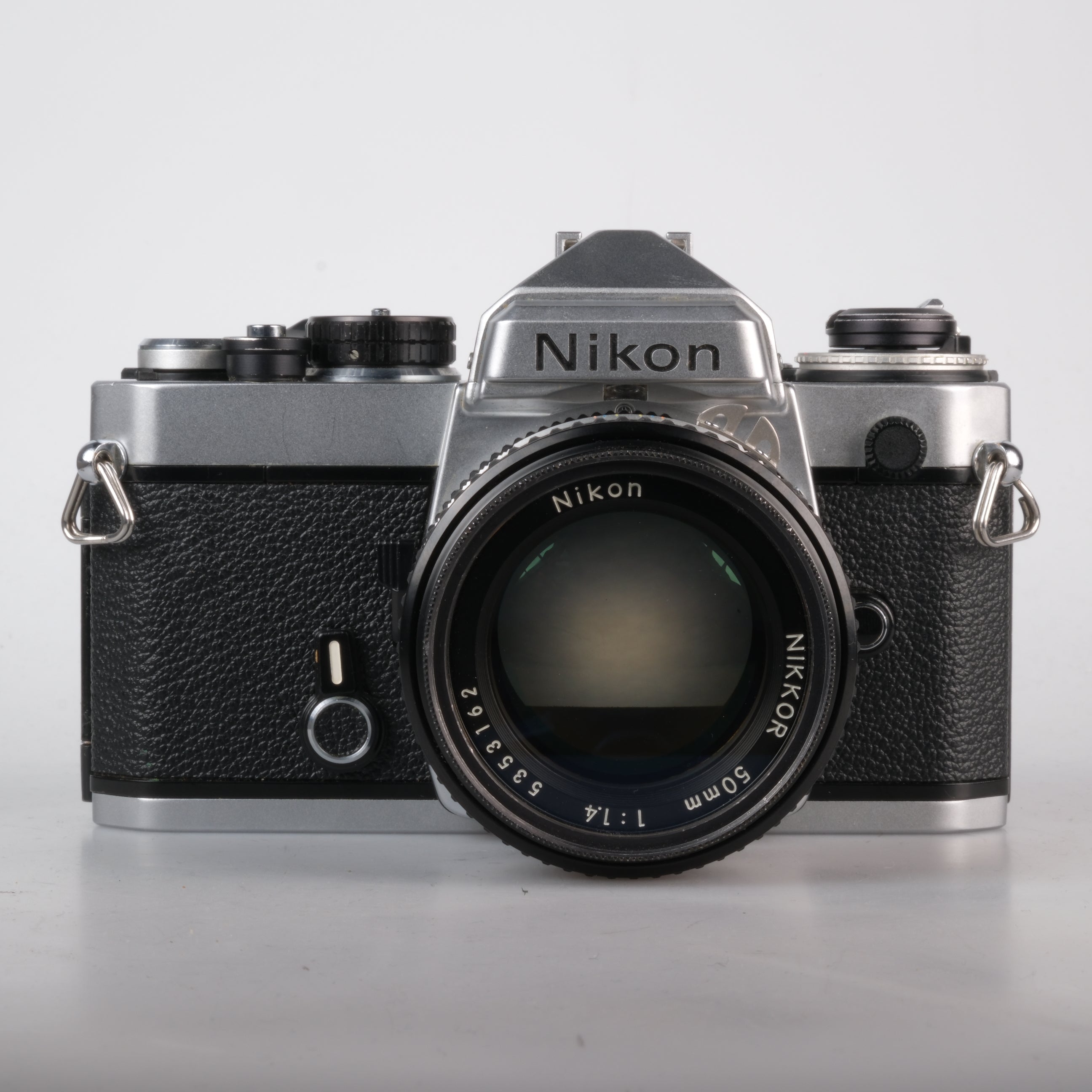 Nikon FE + 1.4/50mm