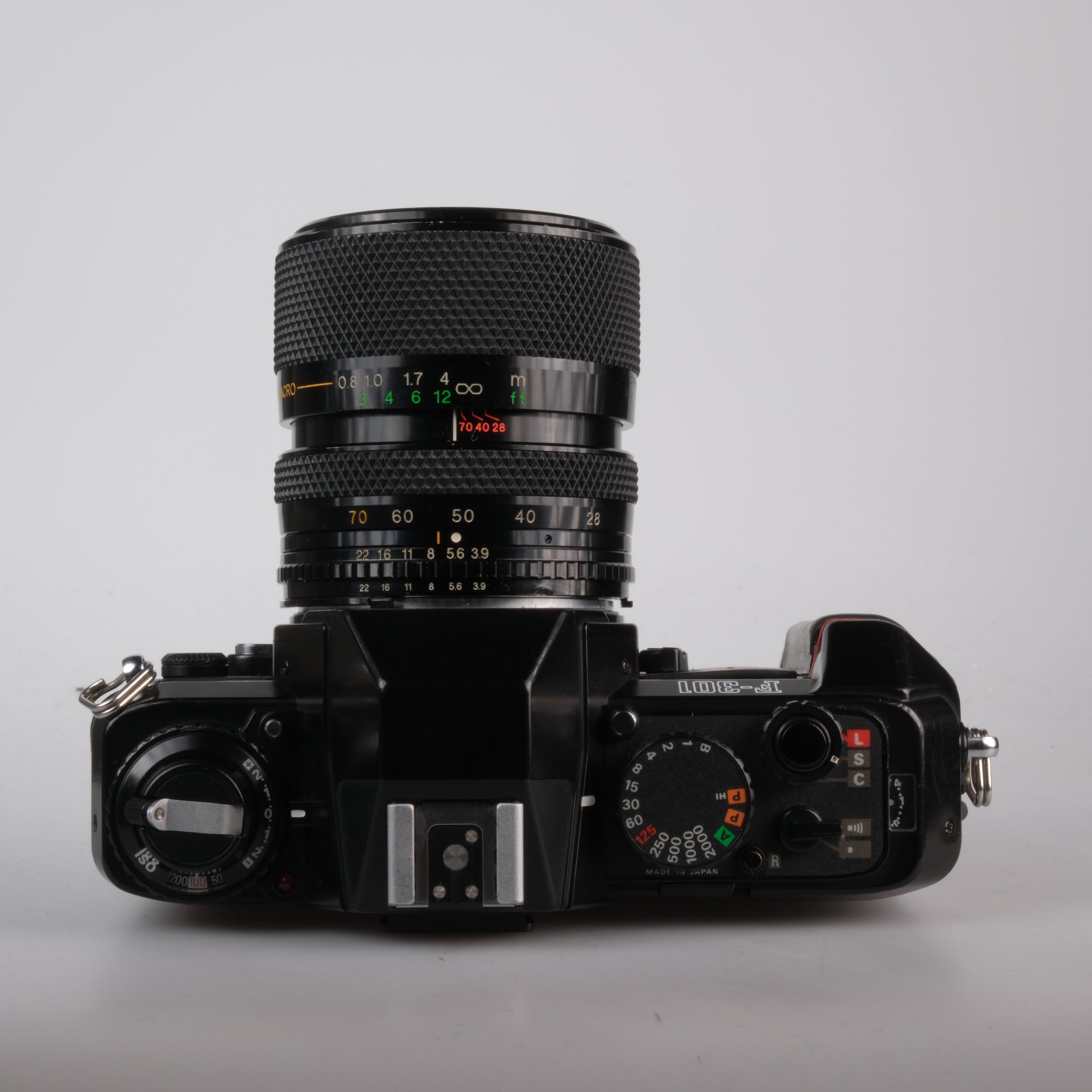 Nikon F-301 + Soligor 28-70mm