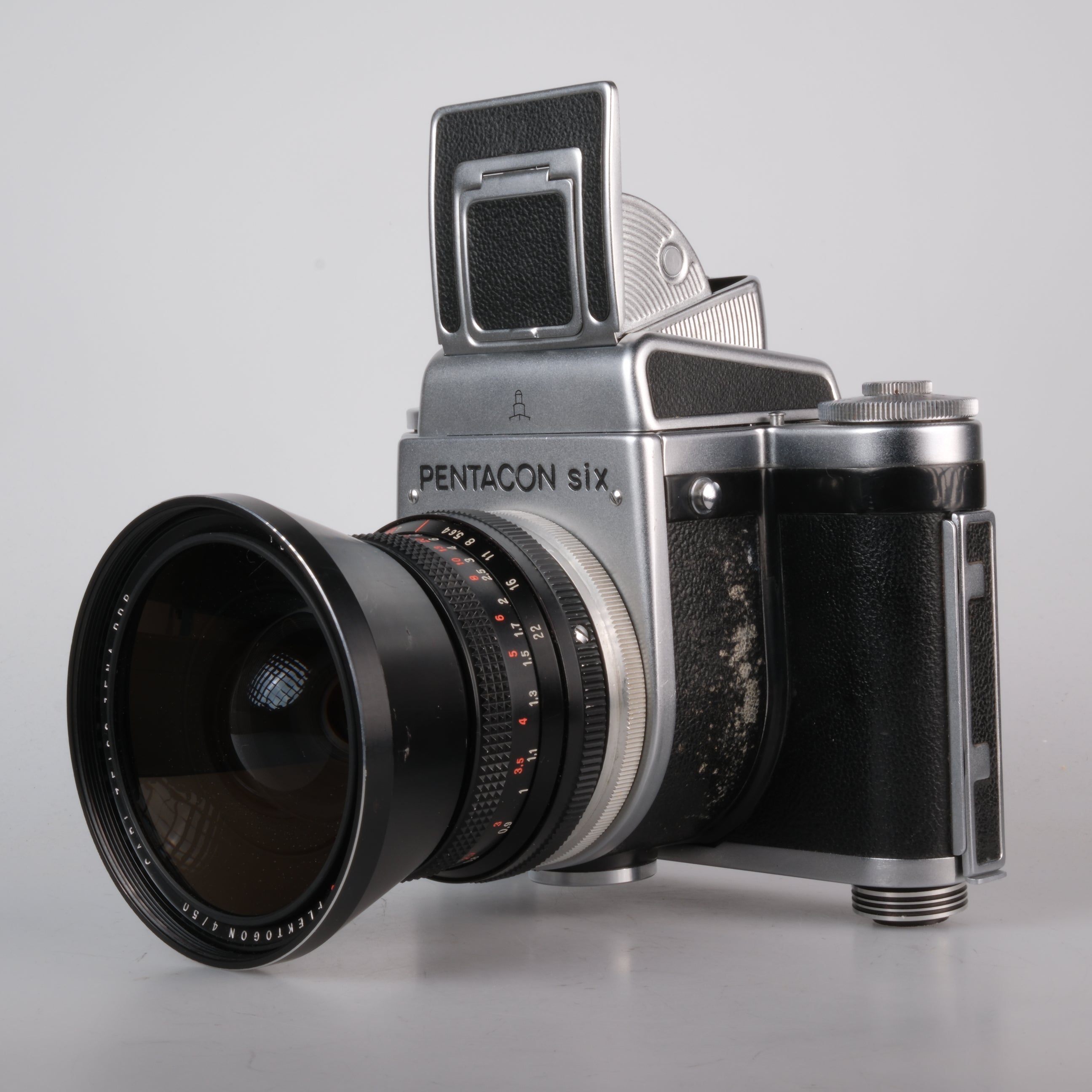 Pentacon Six + Carl Zeiss Jena MC Flektogon 4/50mm