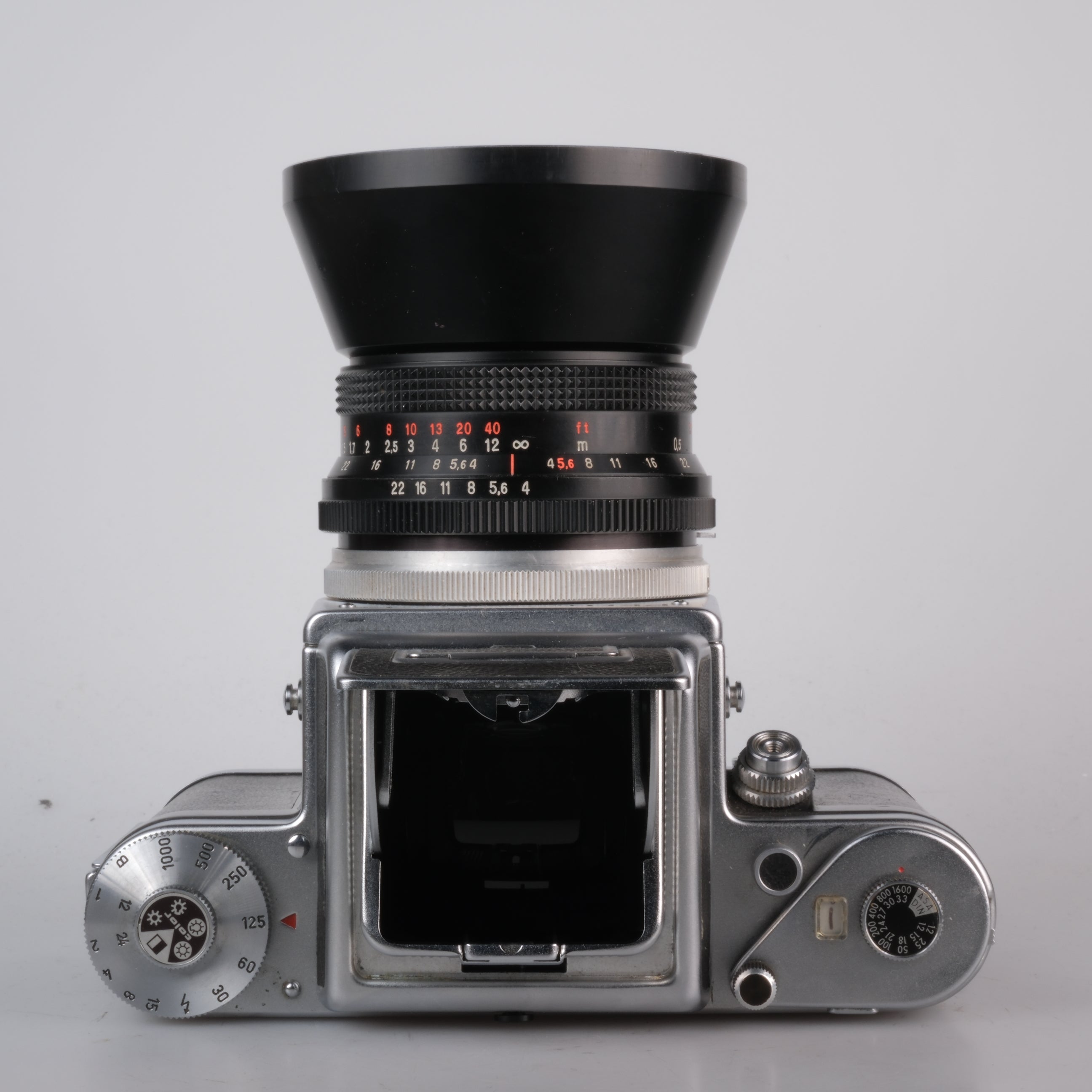 Pentacon Six + Carl Zeiss Jena MC Flektogon 4/50mm