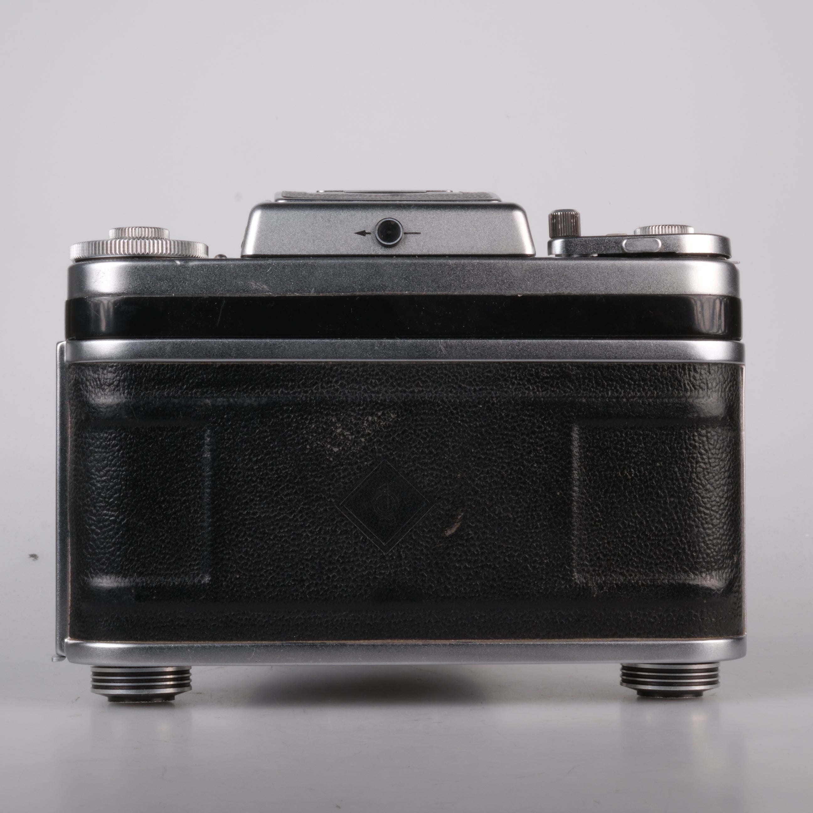 Pentacon Six + Carl Zeiss Jena MC Flektogon 4/50mm