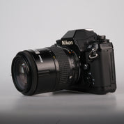 Nikon F-501 AF + AF Nikkor 3.5-4.5/35-105mm