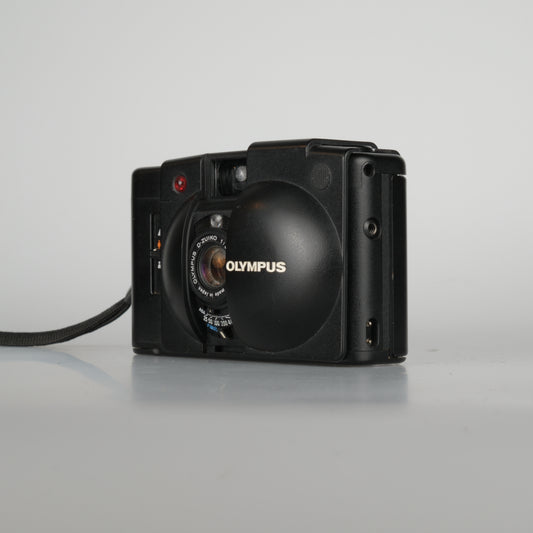 Olympus XA2