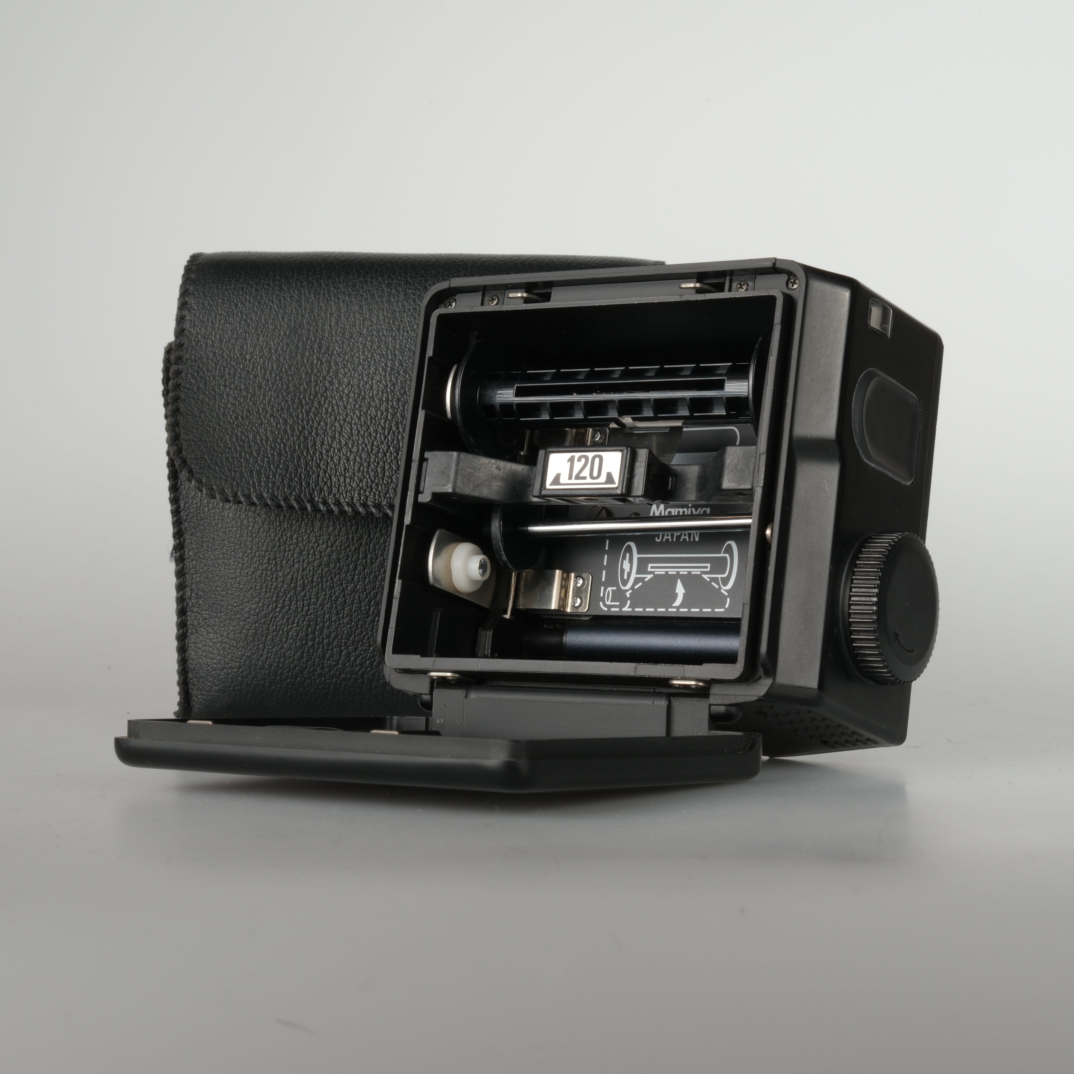 Mamiya 645 film back