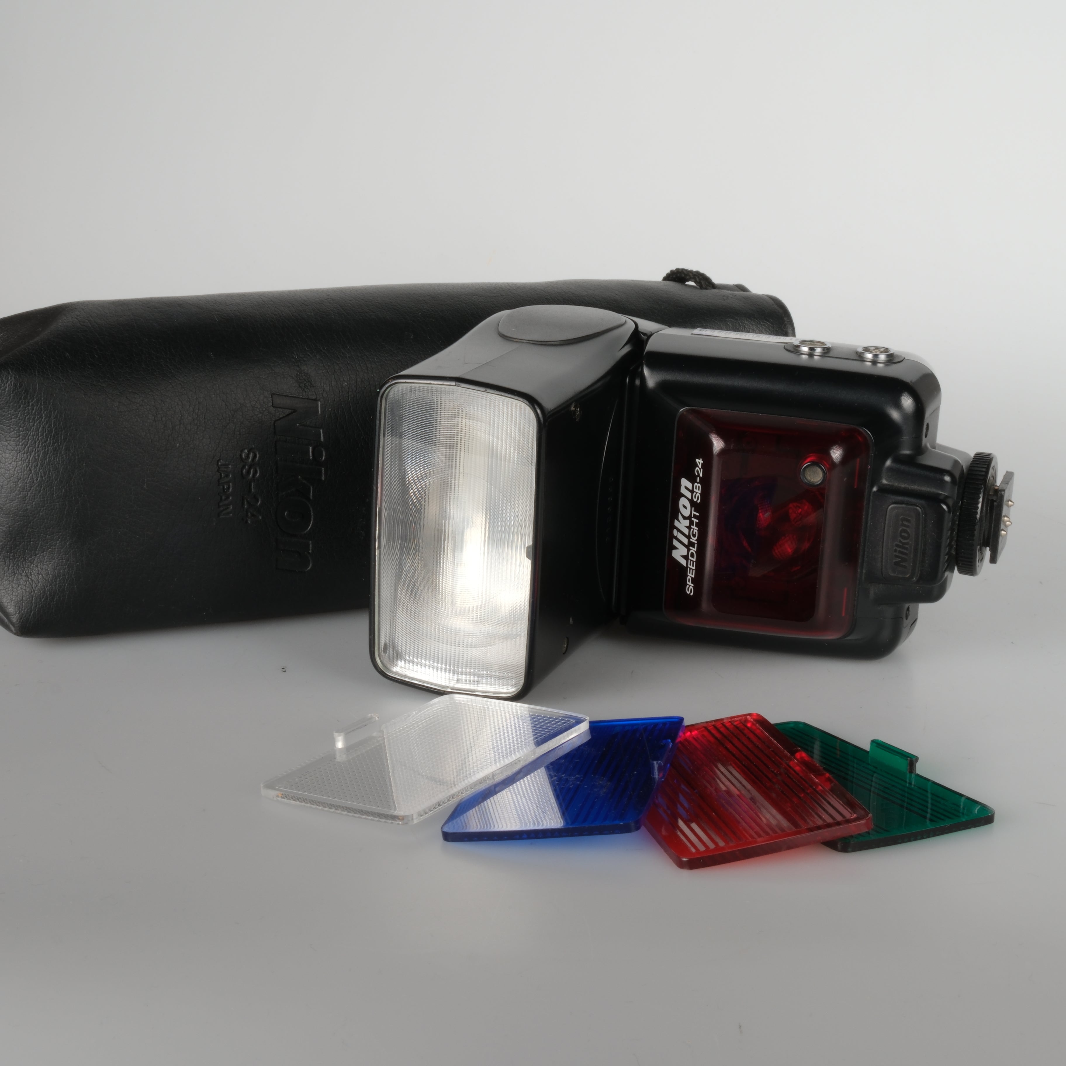 Nikon Speedlight SB-24
