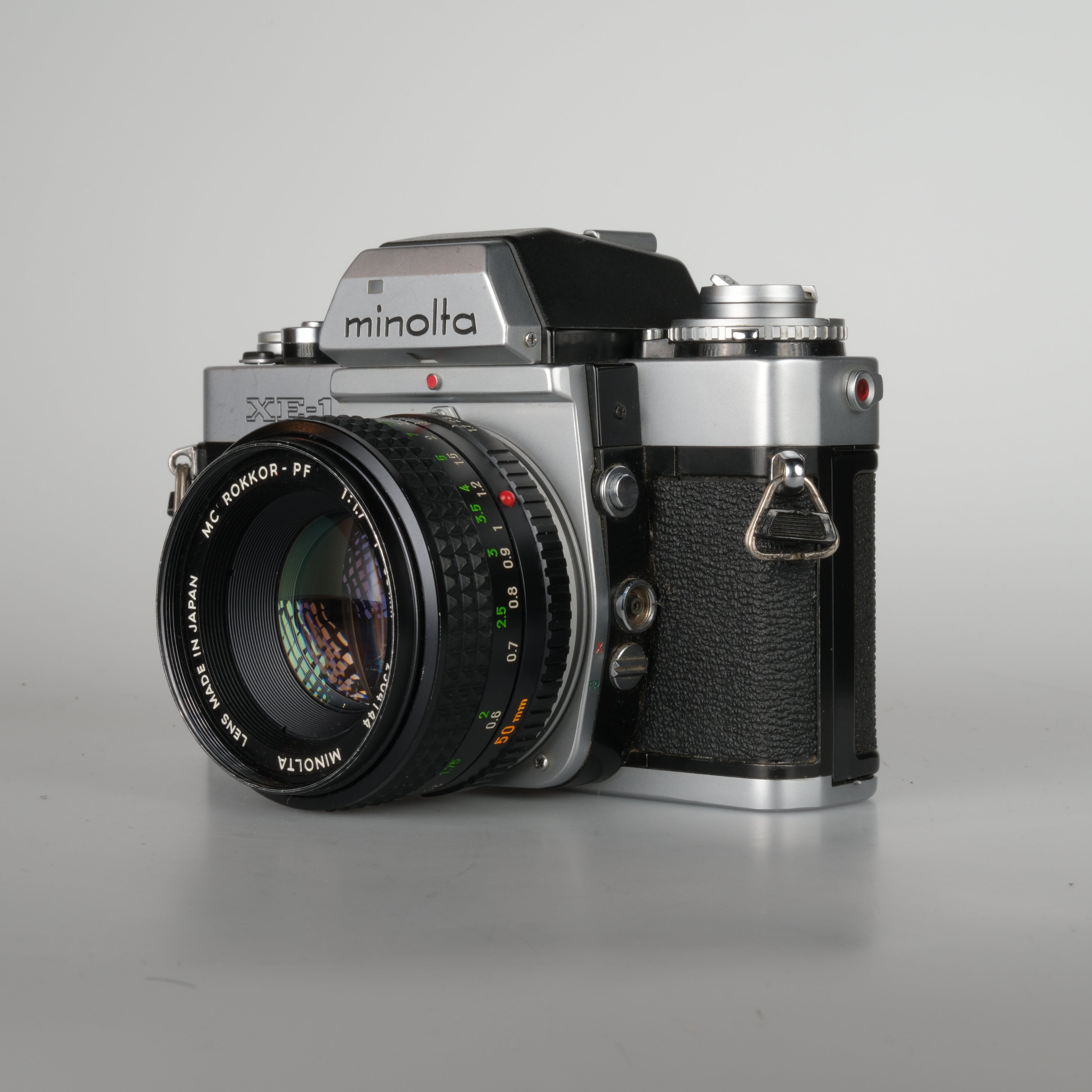 Minolta XE-1