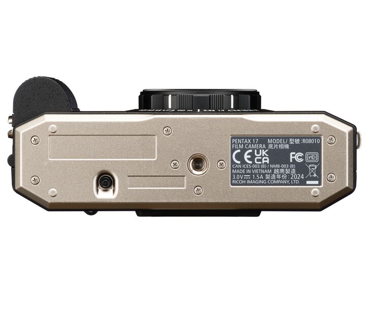 Pentax 17